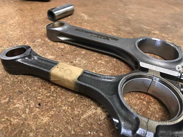 Side by side of Stock Rods vs Maxpeedingrods Forged H Beam Rods